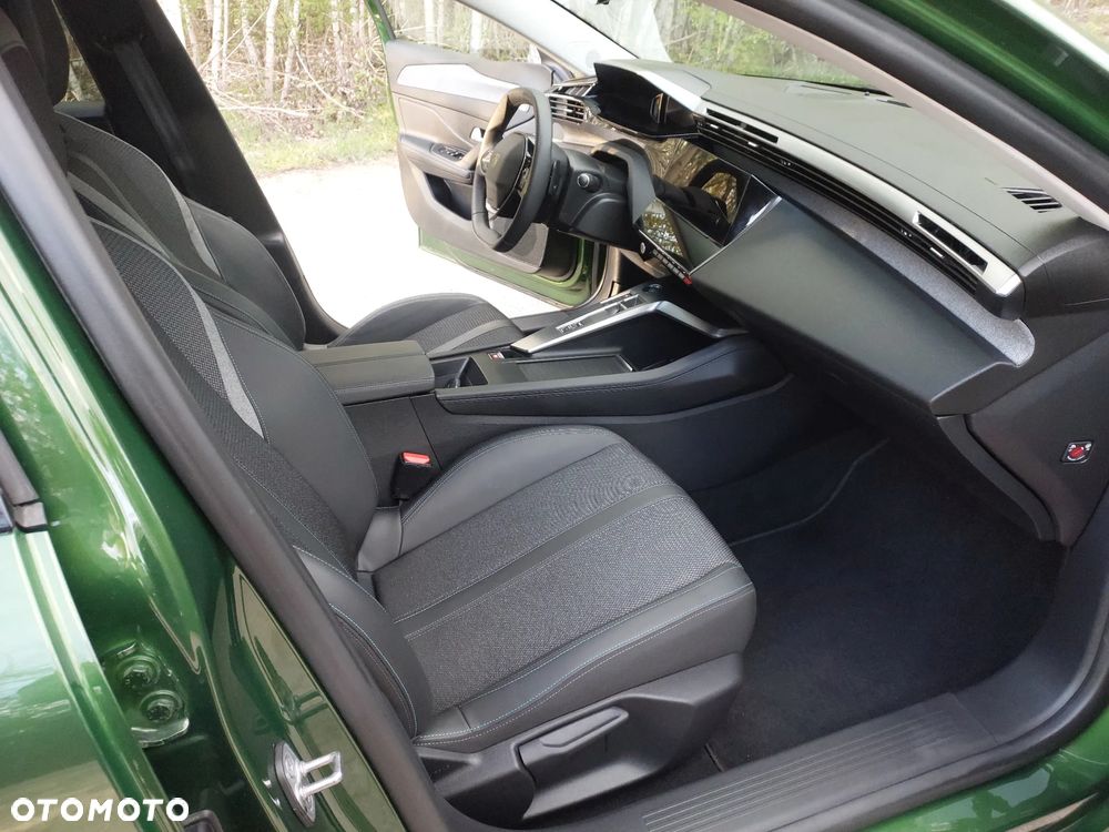 Peugeot 308 1.6 Hybrid PHEV Active Pack EAT8 - 14