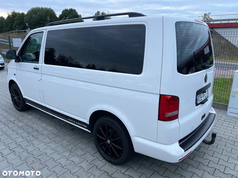 Volkswagen Multivan - 2