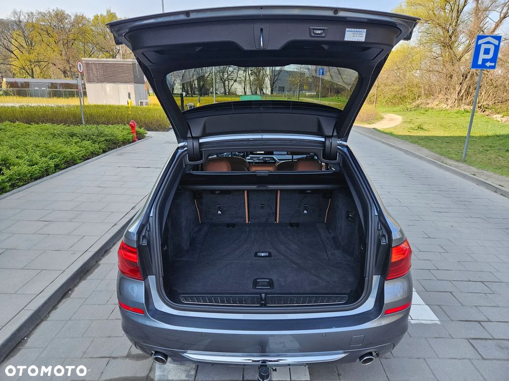 BMW Seria 5 520d xDrive Luxury Line - 12