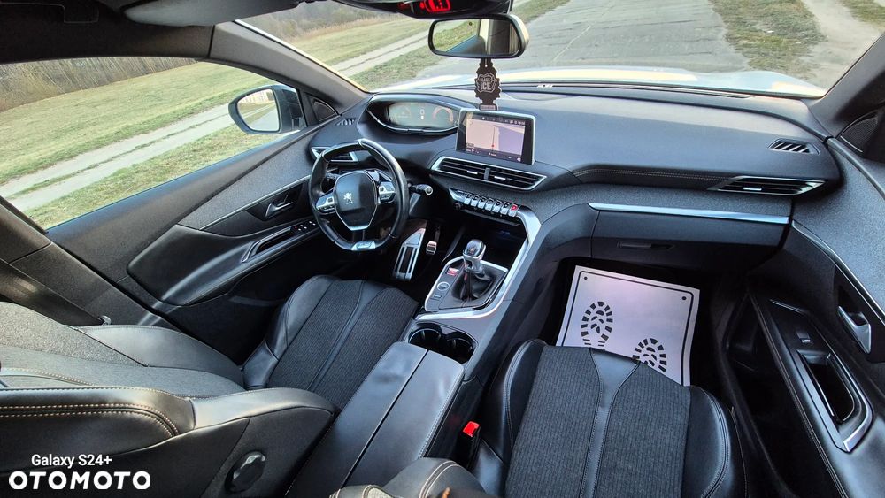 Peugeot 3008 2.0 HDi Premium - 16