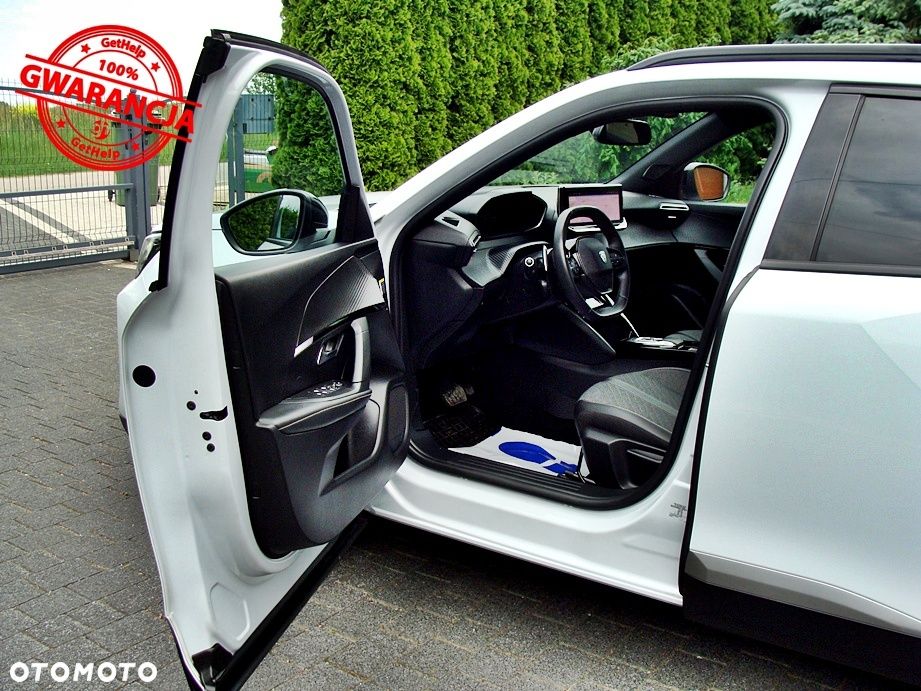 Peugeot 2008 PureTech 130 Allure S&S EAT8 - 19