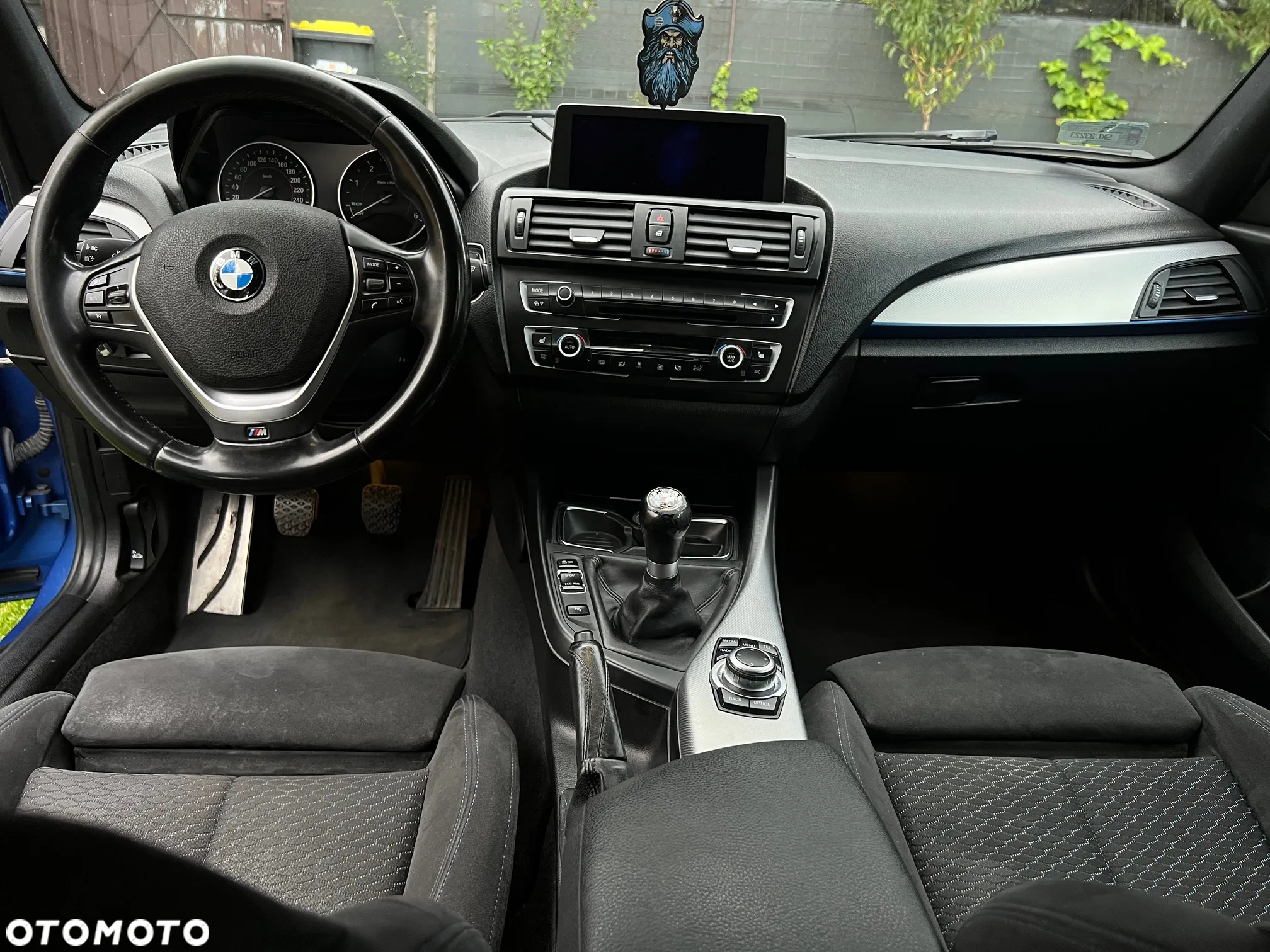 BMW Seria 1 120d xDrive - 23