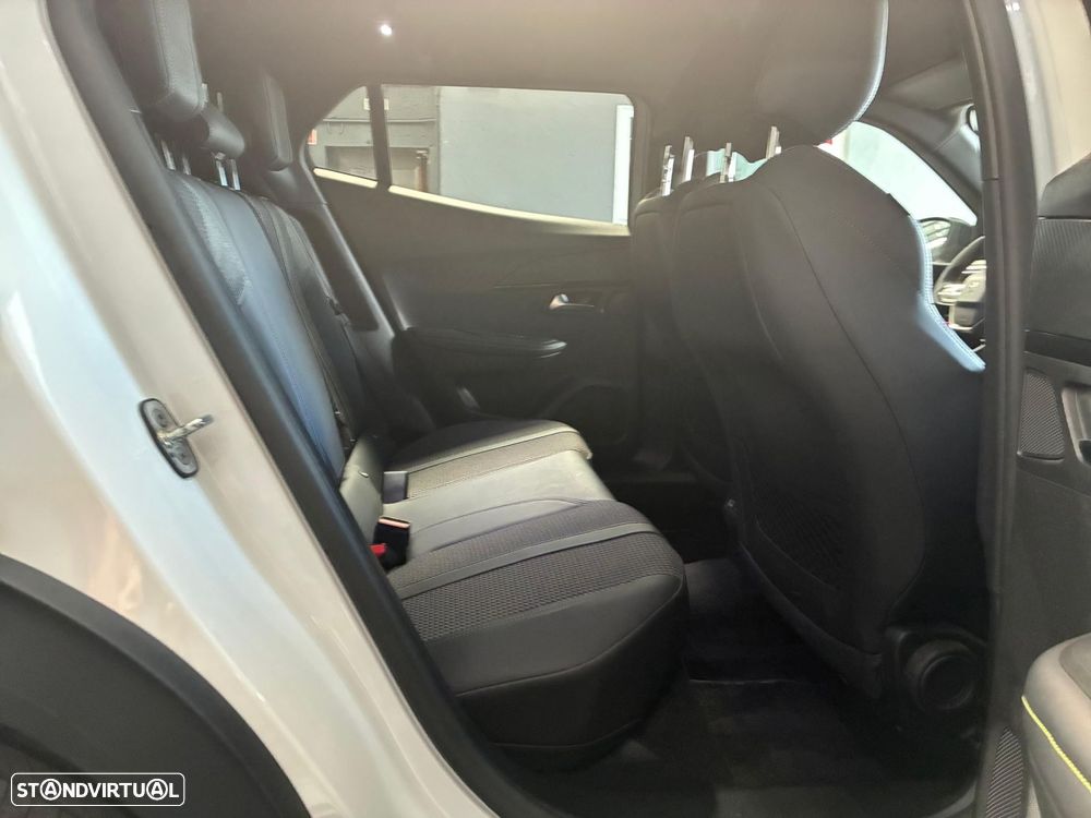 Peugeot 2008 1.2 PureTech GT EAT8 - 34