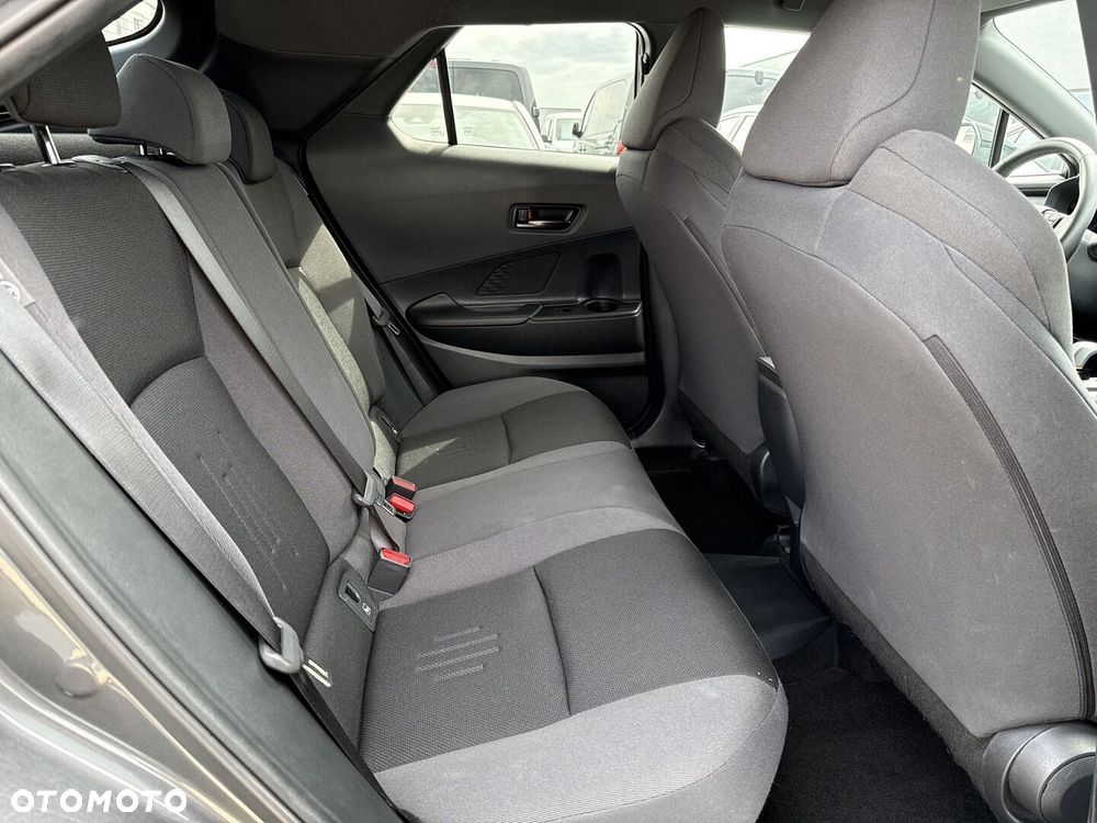 Toyota C-HR - 8