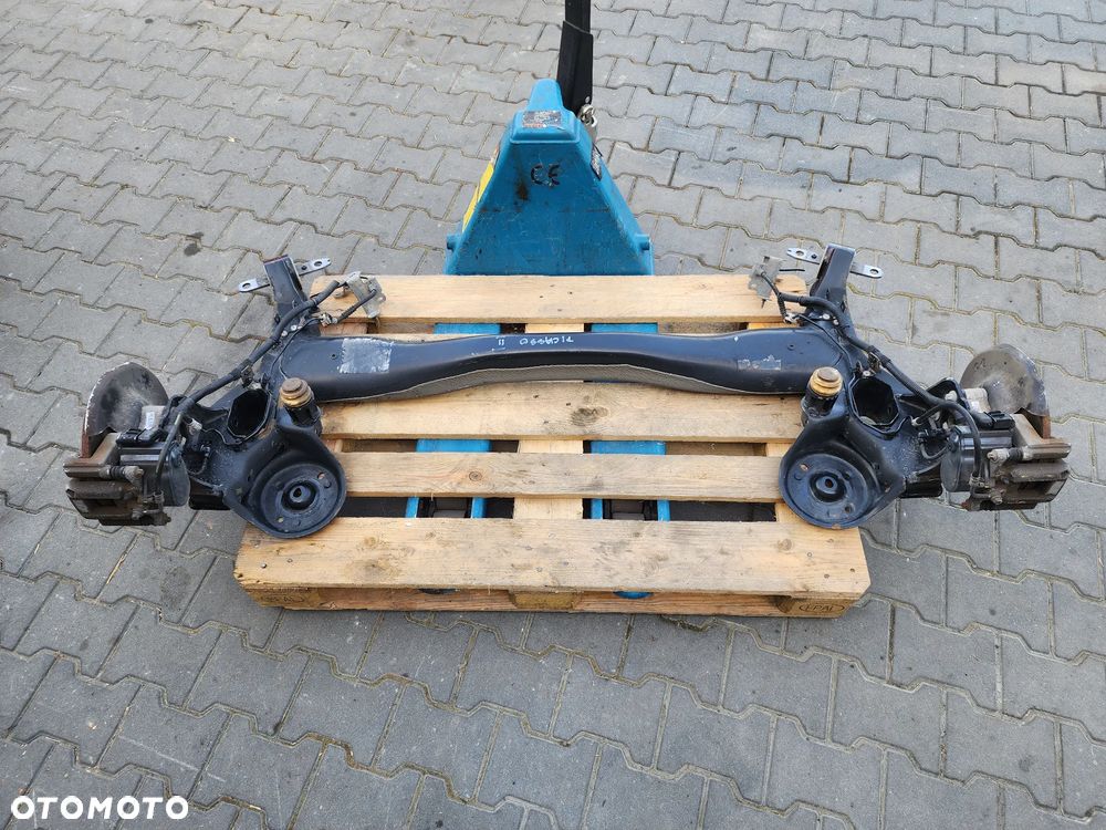 Citroen C4 Picasso II 2 belka oś zawieszenia tył kompletna - 1