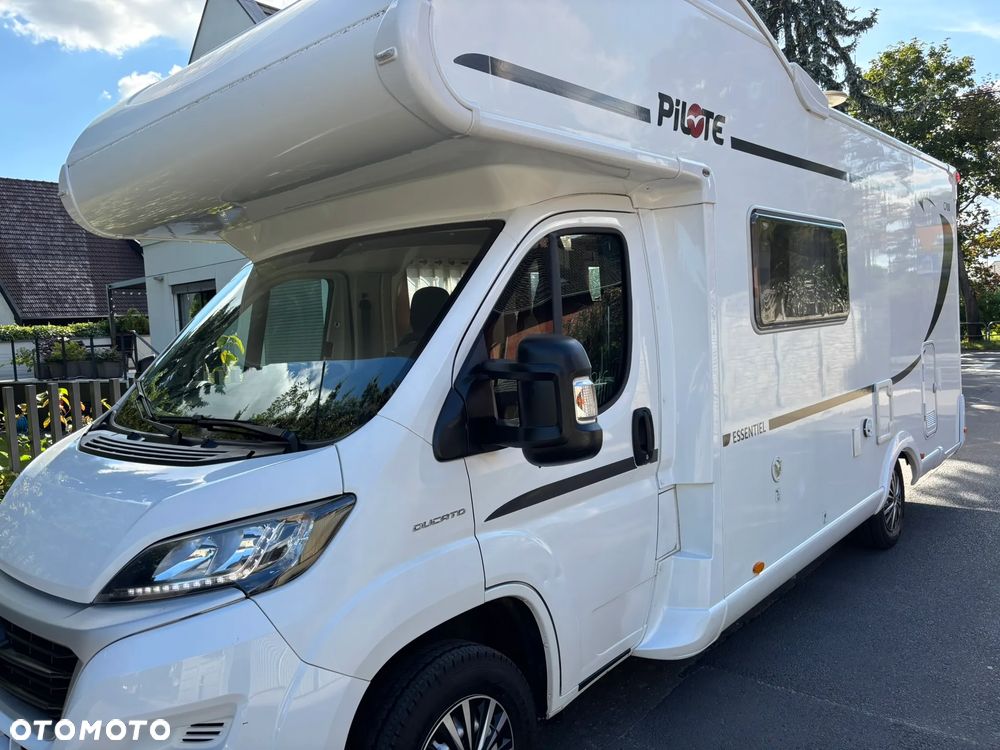 PILOTE Essentail C700 - 1