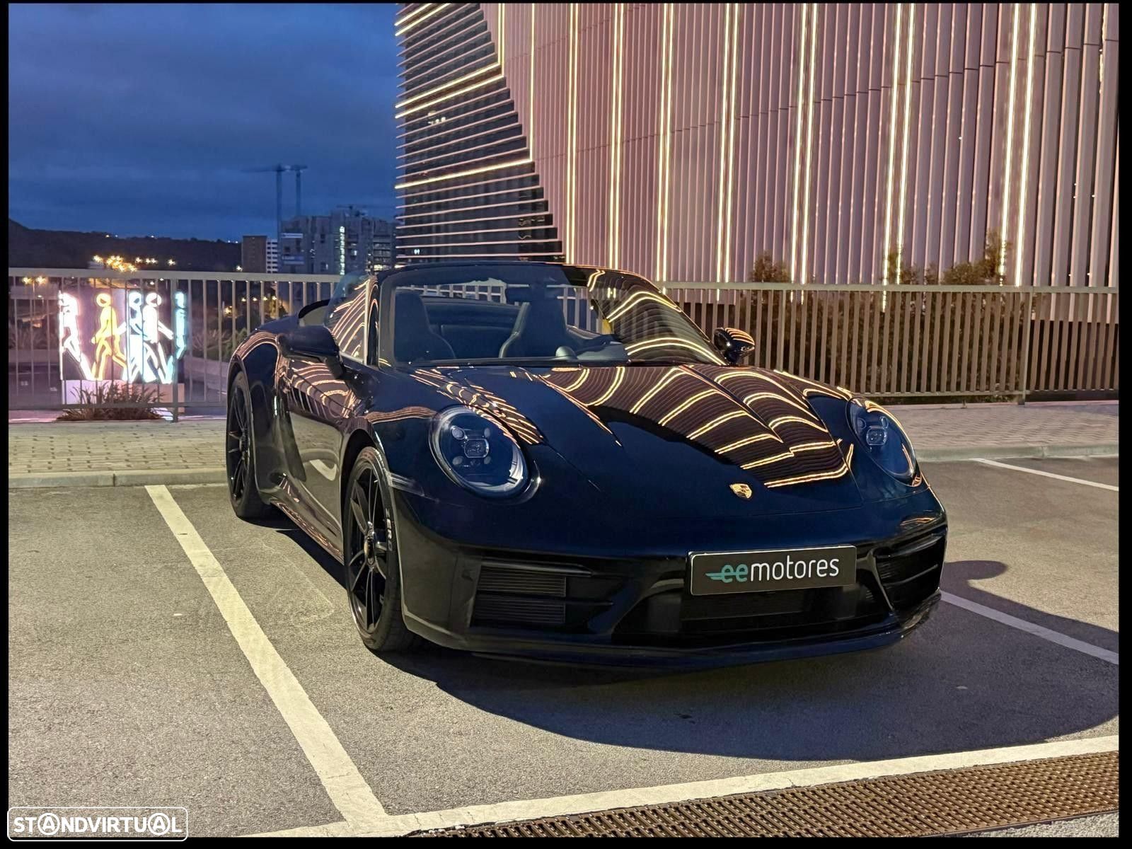 Porsche 911 (992) - 1