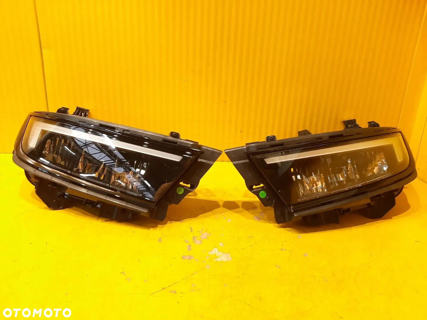 Opel Astra L VI 6 LAMPA PRZÓD LEWA PRAWA KOMPLET FULL LED 21r.- - 17