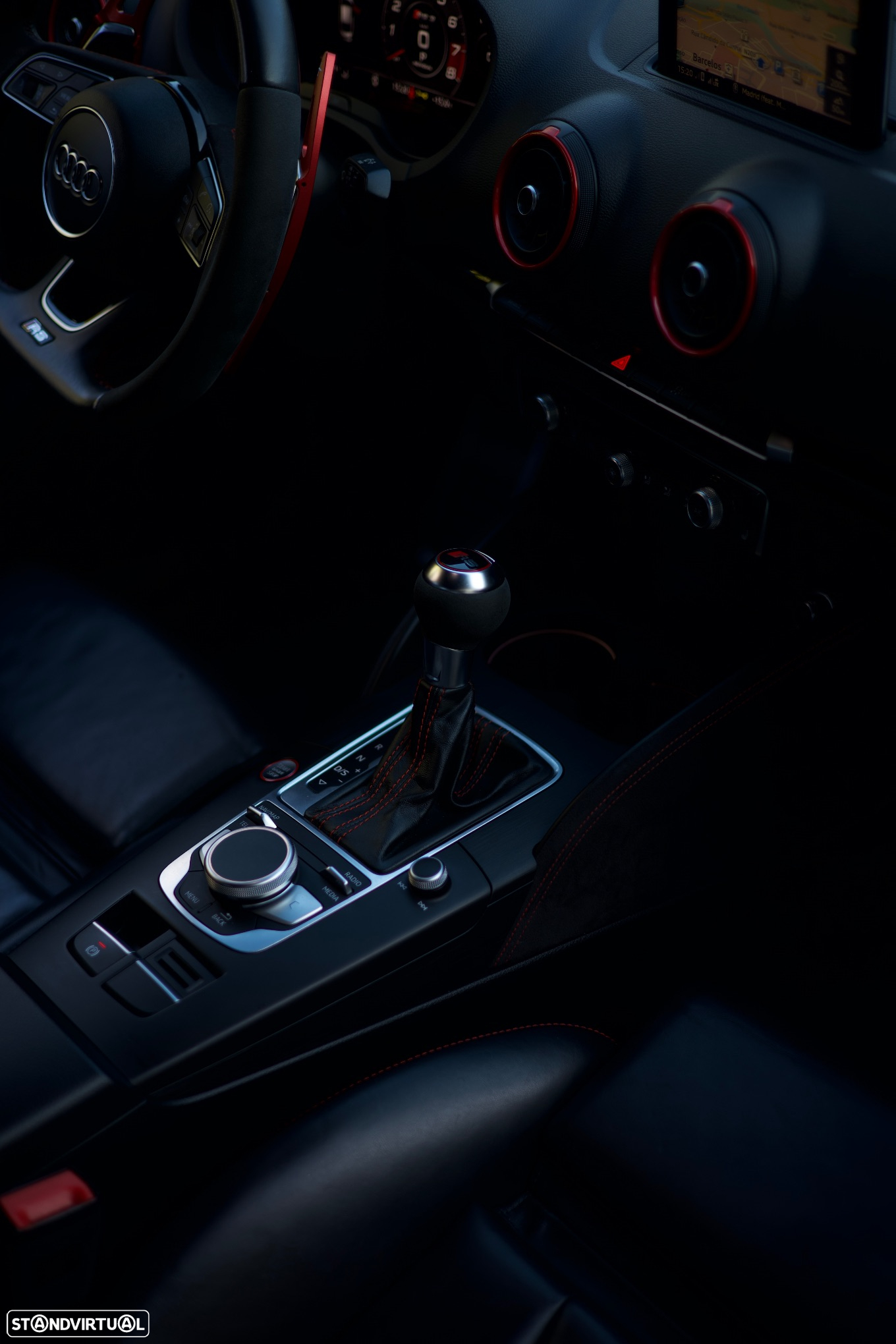 Audi RS3 Limousine 2.5 TFSI quattro S tronic - 16