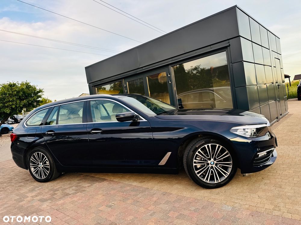 BMW Seria 5 520d Luxury Line sport - 41