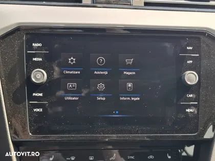 Volkswagen Passat 2.0 TDI SCR DSG Business - 14