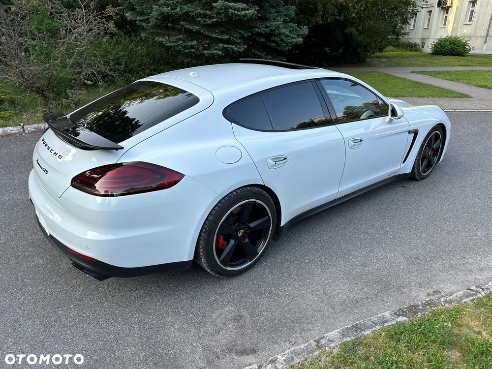 Porsche Panamera - 5