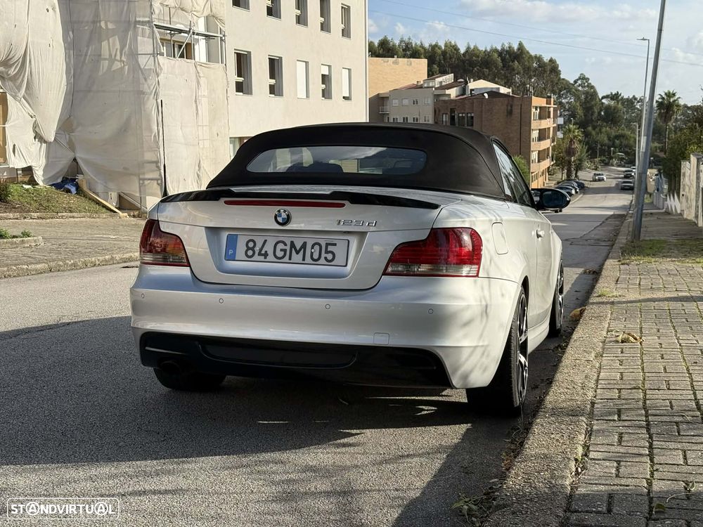 BMW 123 d Cabrio - 13