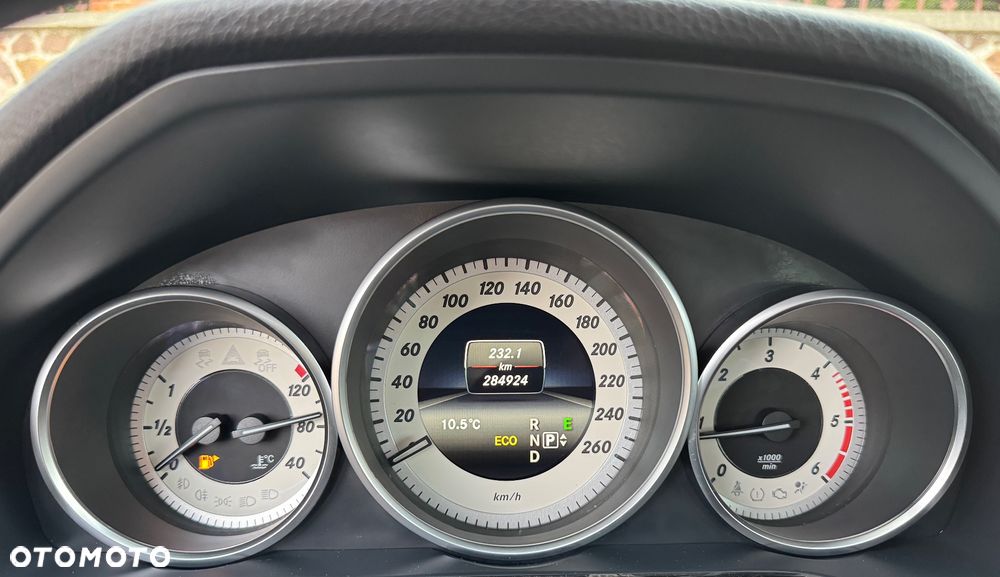 Mercedes-Benz Klasa E - 31