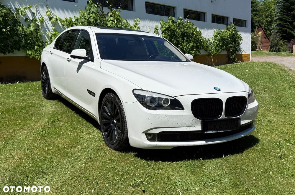BMW Seria 7 750i L xDrive - 5