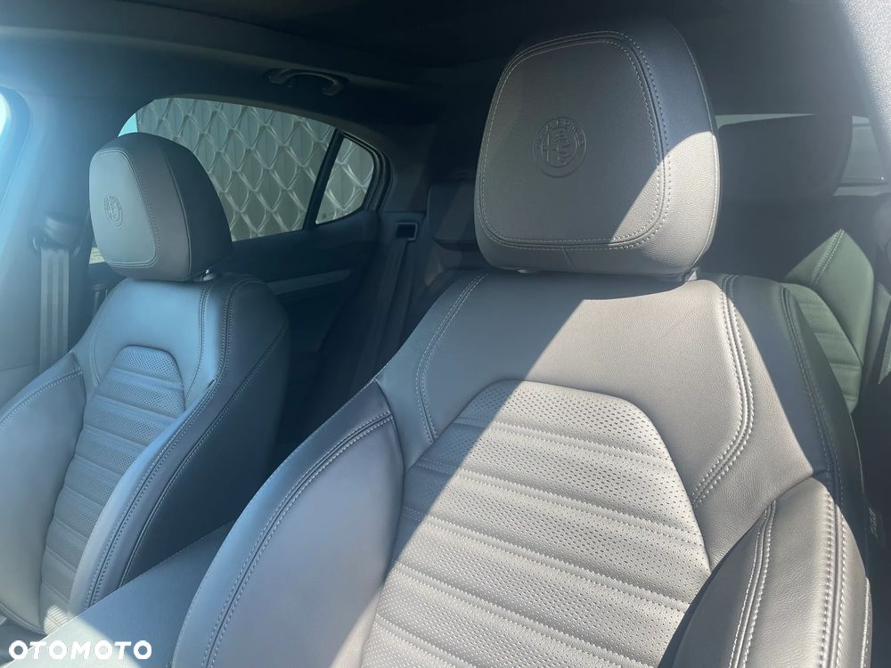 Alfa Romeo Stelvio 2.0 Turbo Veloce Q4 - 7