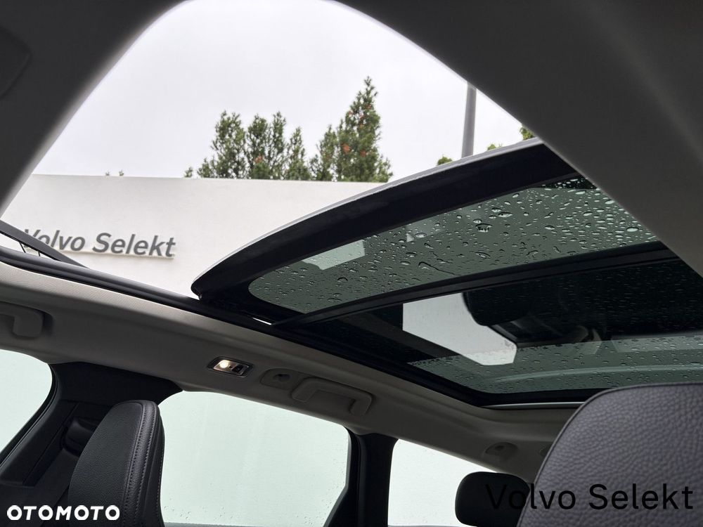 Volvo V90 Cross Country - 20