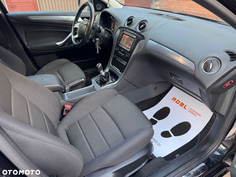 Ford Mondeo 2.0 TDCi Viva Titanium - 14