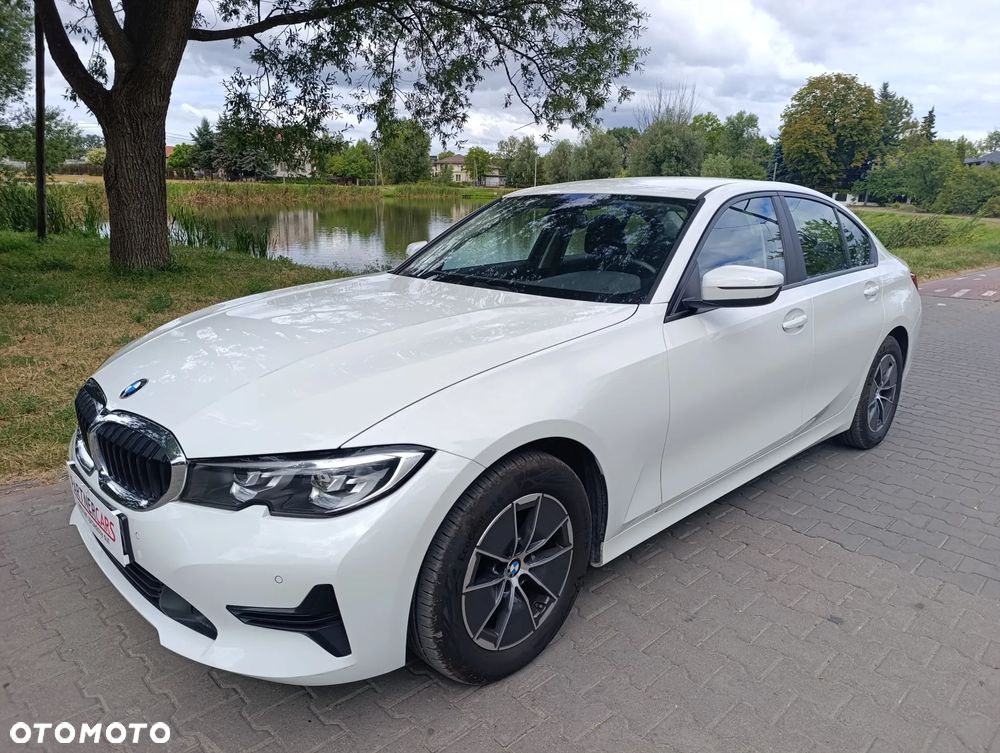 BMW Seria 3 318i Advantage - 1