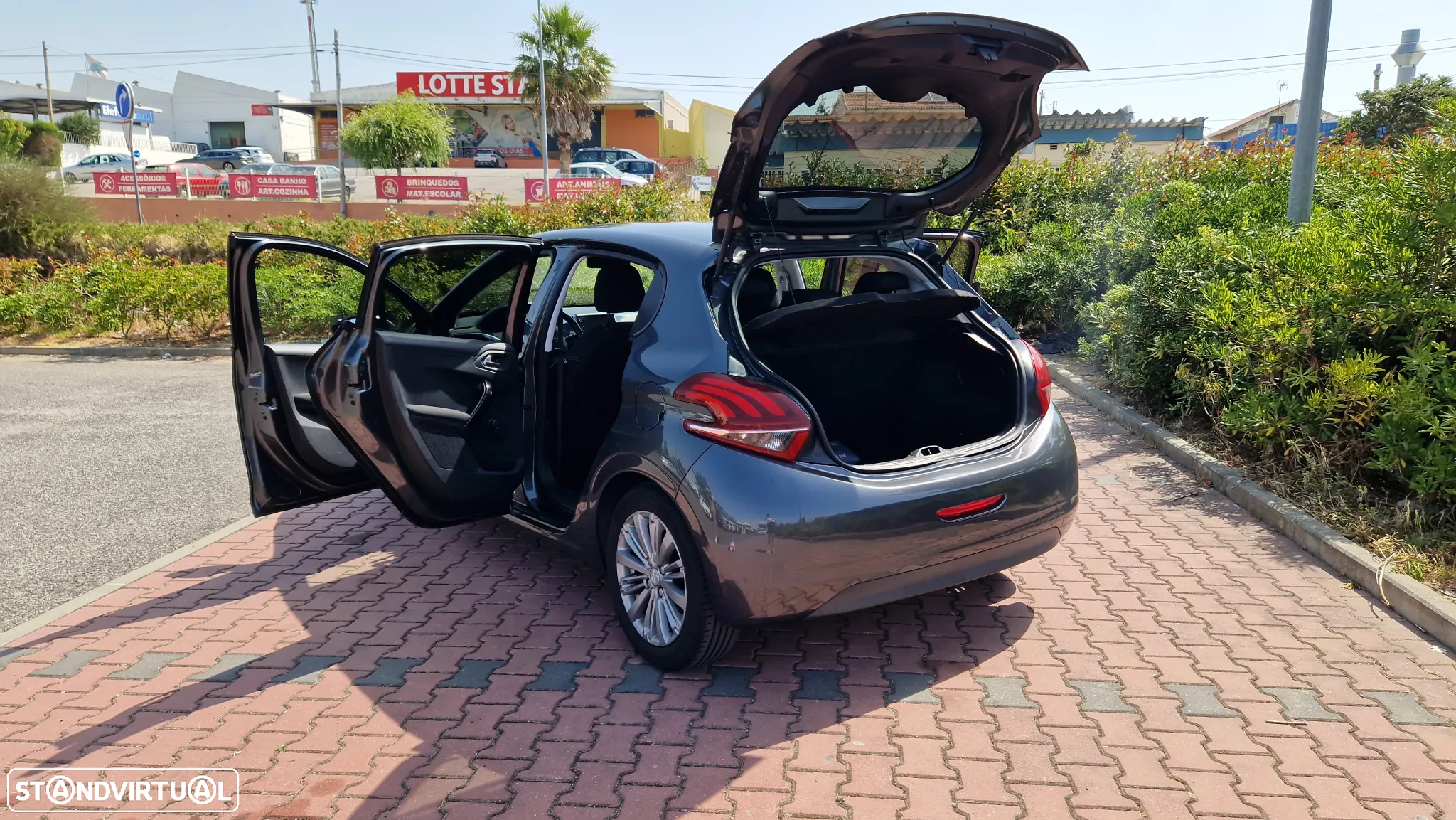 Peugeot 208 1.2 PureTech Style - 7