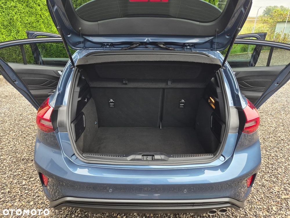 Ford Focus 1.0 EcoBoost Hybrid ST-LINE - 15