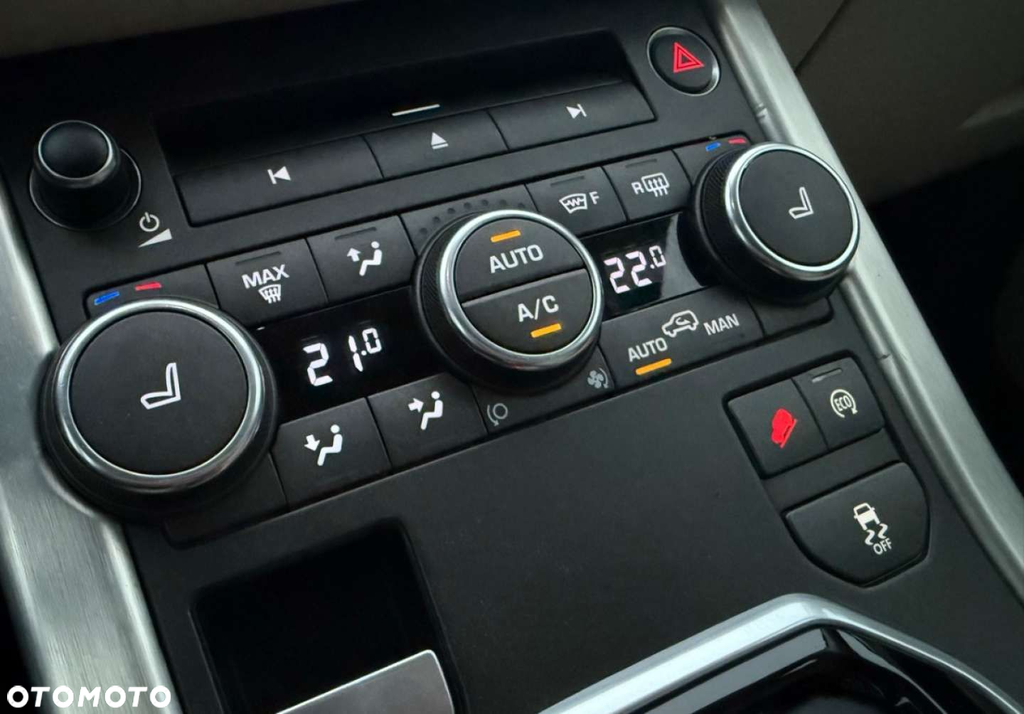 Land Rover Range Rover Evoque SD4 Prestige - 24