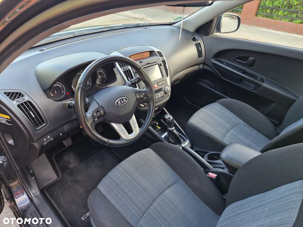 Kia Ceed 1.4 CVVT Vision - 6