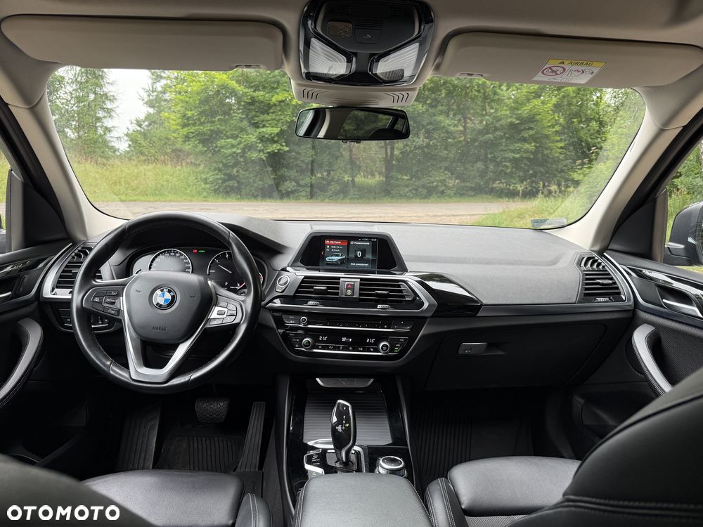 BMW X3 xDrive20d Advantage - 6