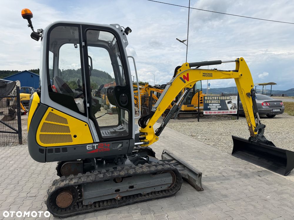 Wacker Neuson ET24 - 13