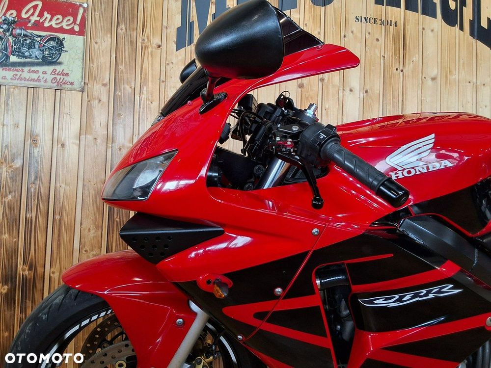 Honda CBR - 18