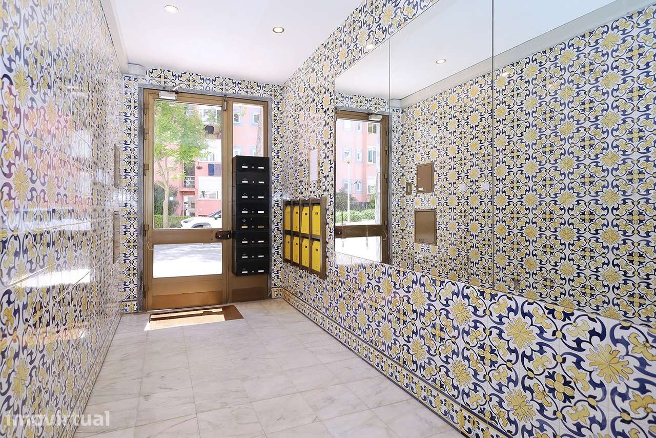 T2 - Apartamento com Varanda - Alapraia – Estoril - Grande imagem: 3/34