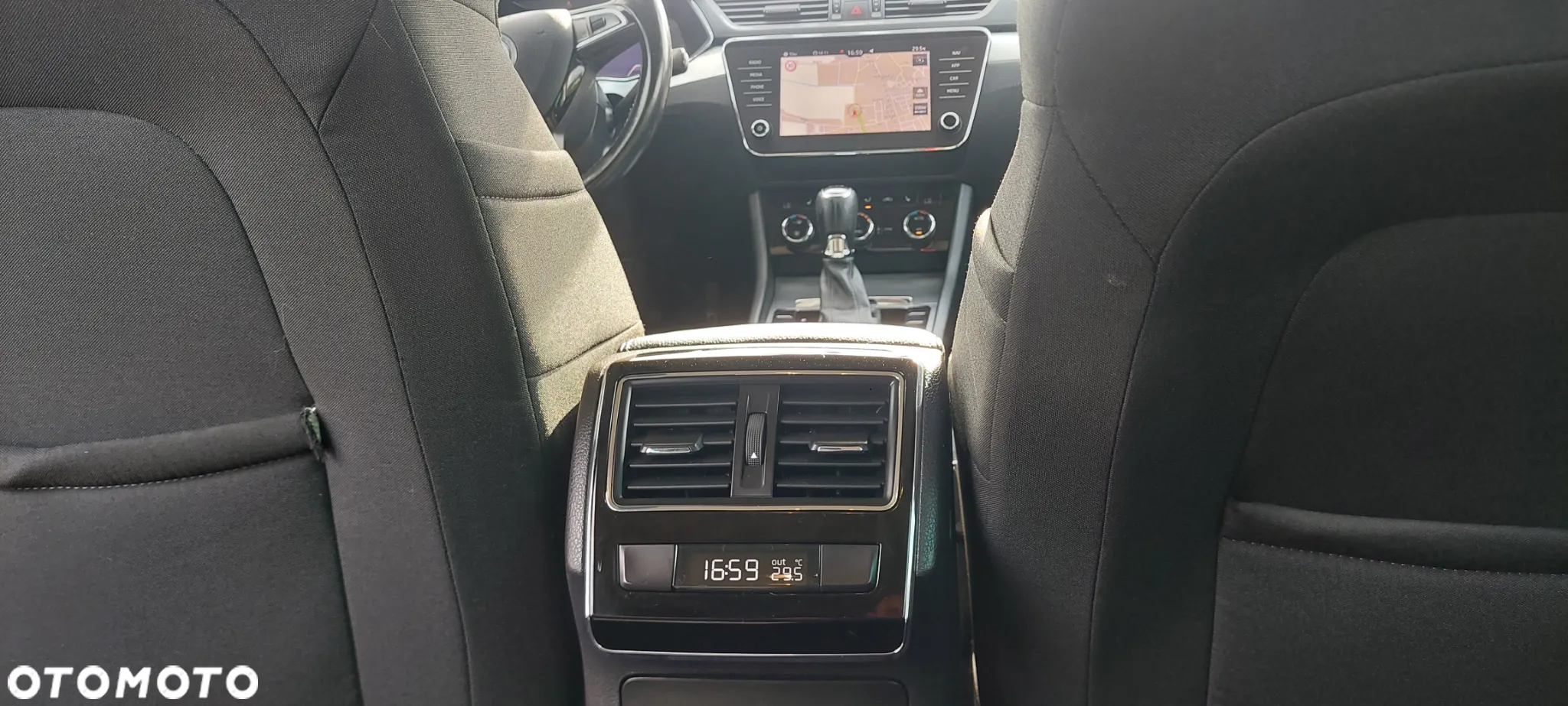 Skoda Superb - 11