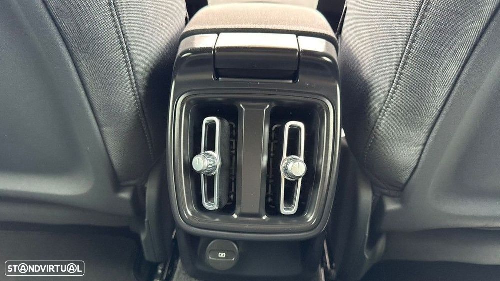 Polestar 2 Single Motor 69kWh Plus - 25