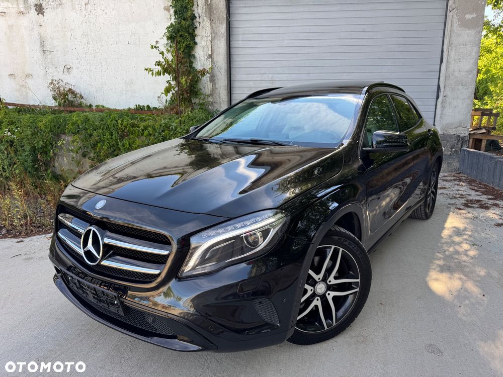 Mercedes-Benz GLA 250 4Matic 7G-DCT AMG Line - 4