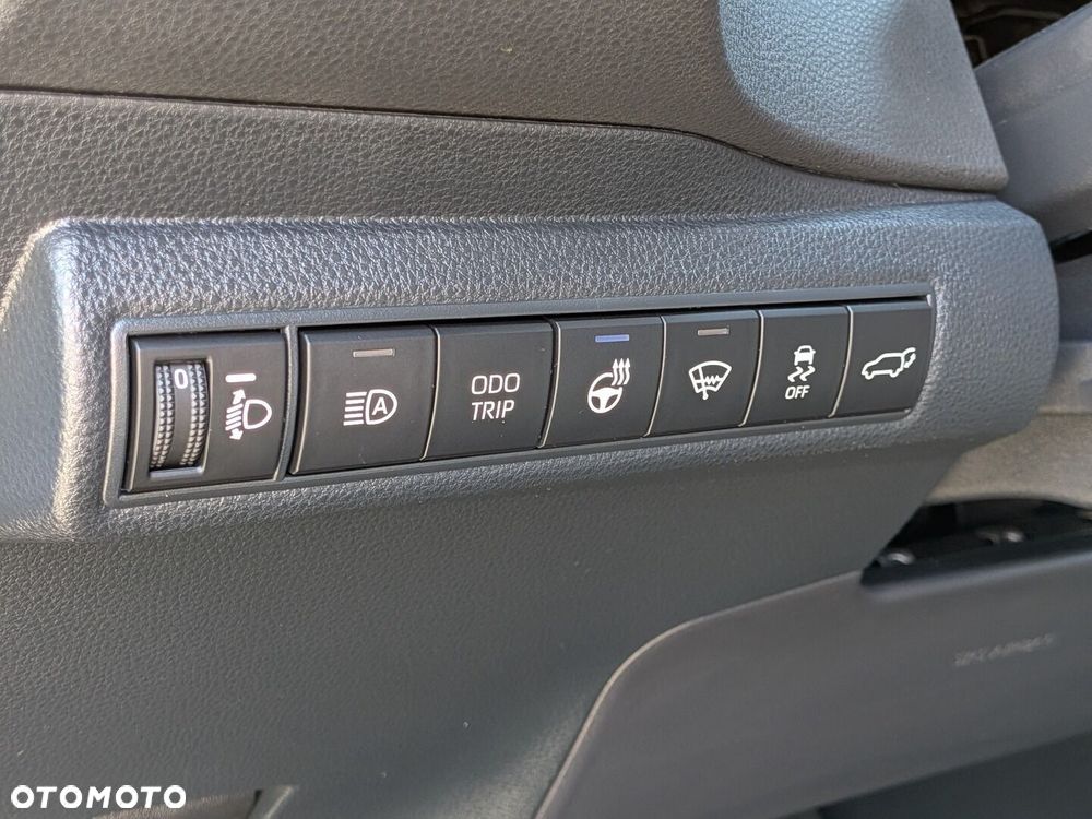 Toyota Corolla 1.8 Hybrid Style - 35