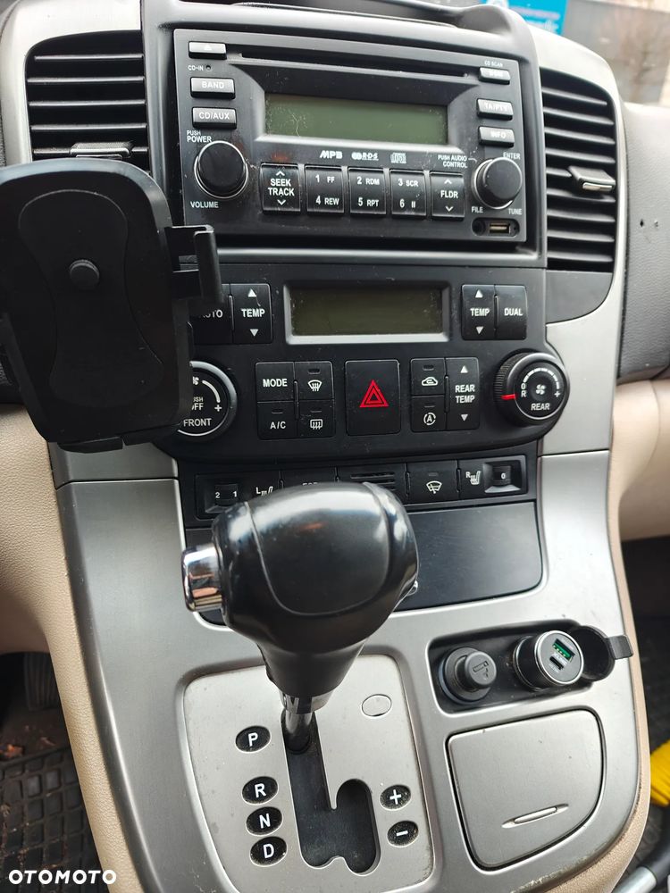 Kia Carnival 2.9 CRDi Freedom - 10