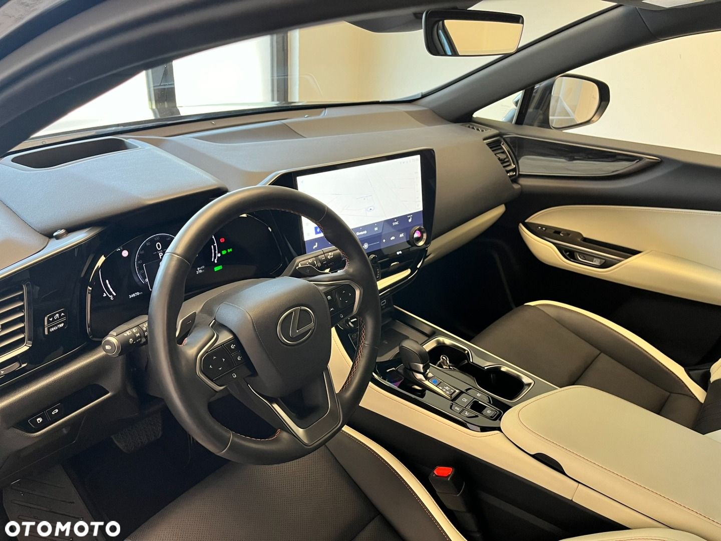 Lexus NX - 3