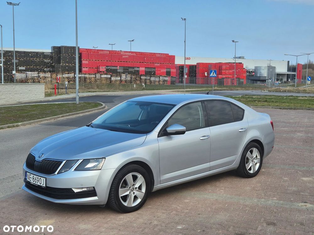 Skoda Octavia 1.6 TDI SCR Ambition - 2