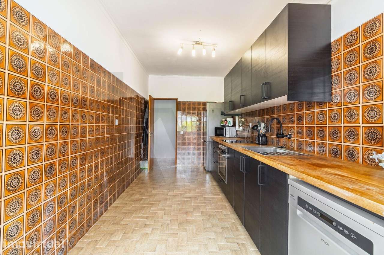Fabuloso Apartamento  T3 com 3 Varandas e Vista Desafogada – O Seu Nov - Grande imagem: 4/26