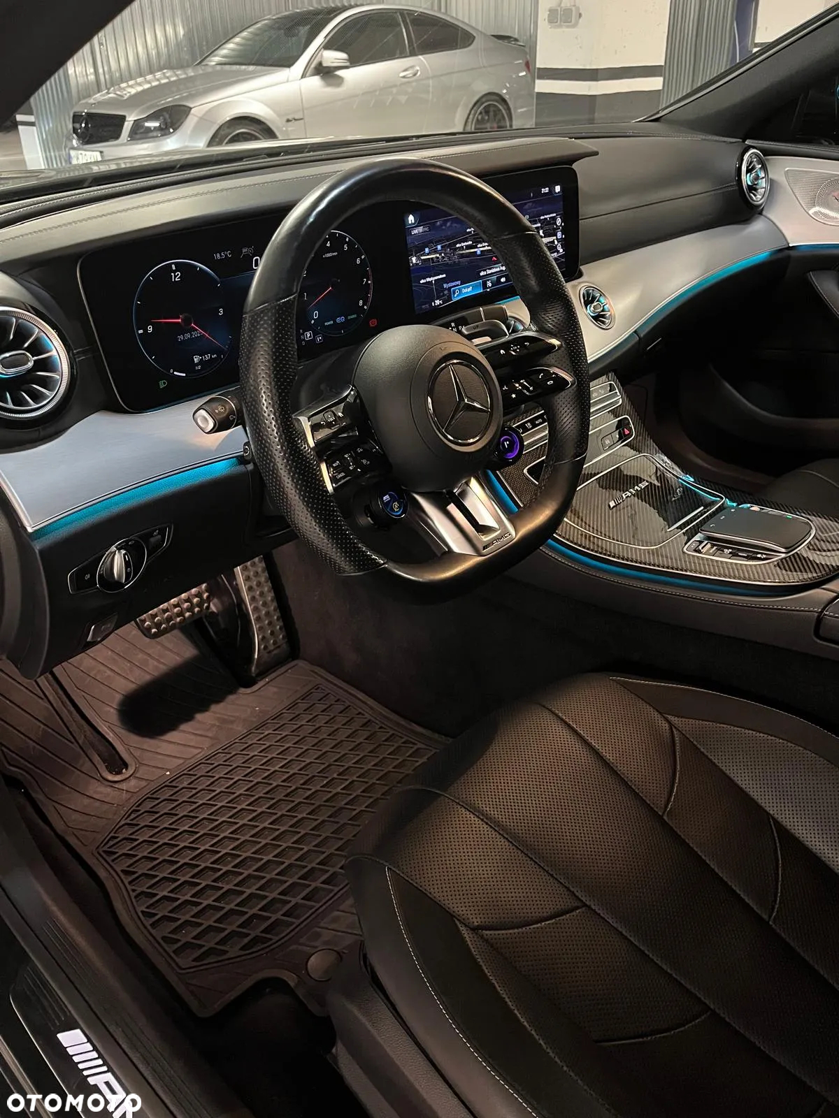 Mercedes-Benz CLS - 12