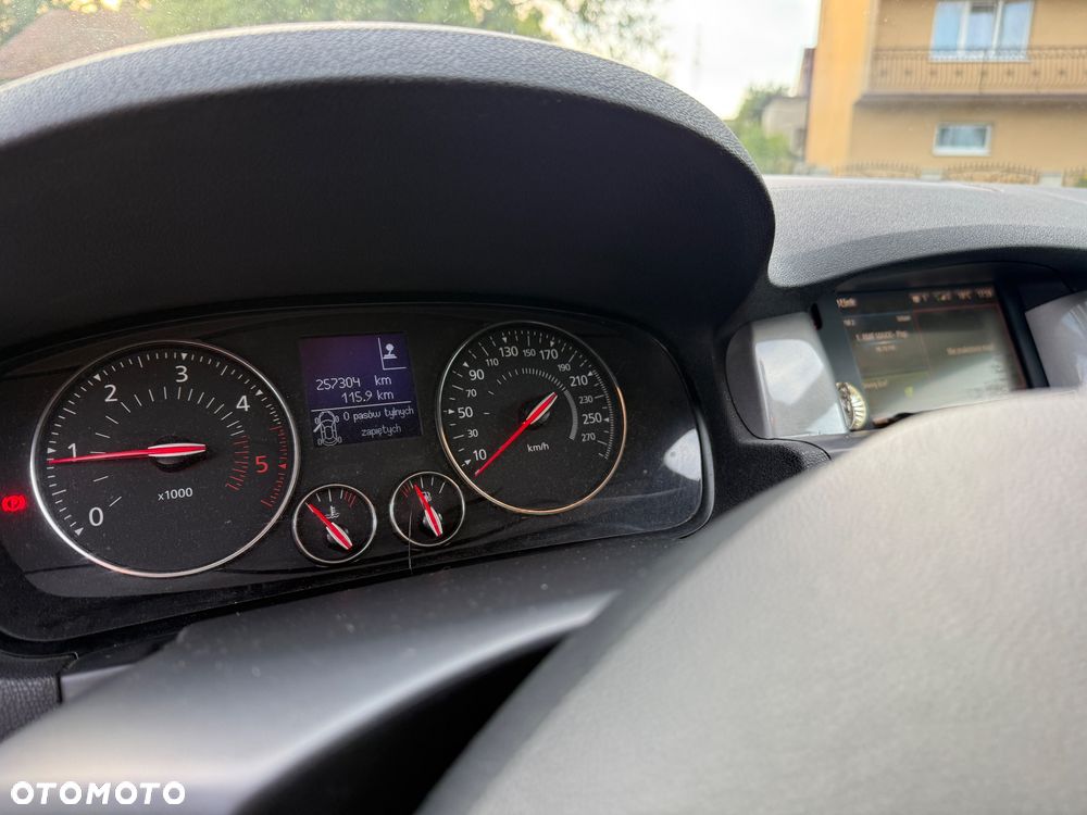 Renault Laguna 2.0 dCi Limited - 13