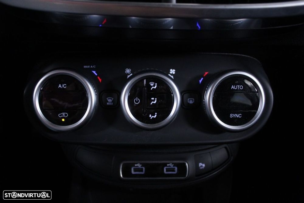 Fiat 500X 1.3 MJ City Cross - 28