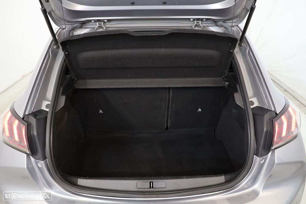 Peugeot e-208 50 kWh Allure - 15