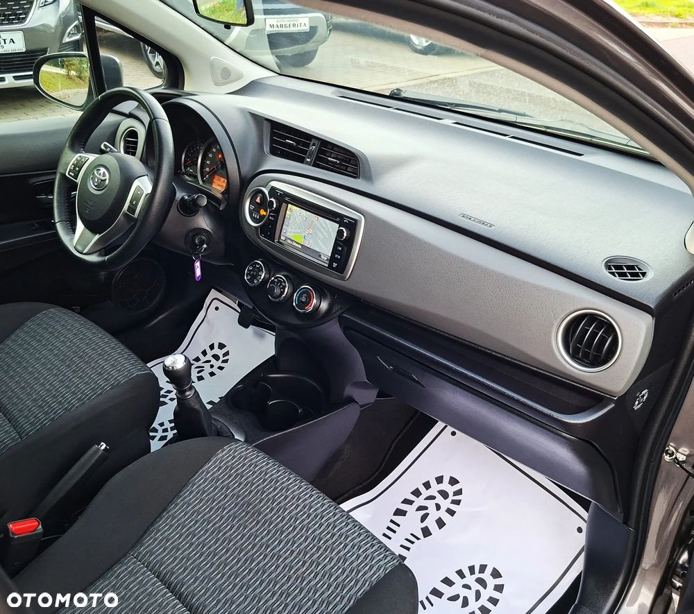 Toyota Yaris 1.33 Luna Start - 23