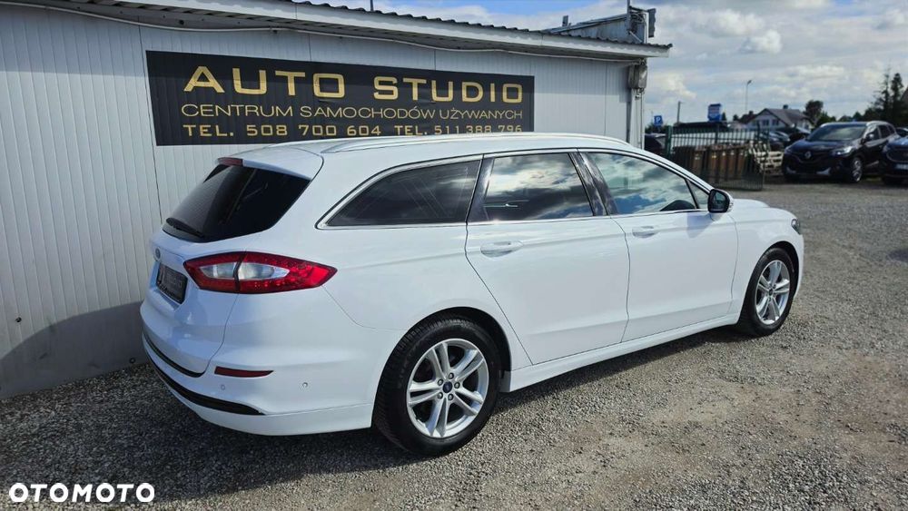 Ford Mondeo 2.0 TDCi STart-Stopp PowerShift-Aut Titanium - 4