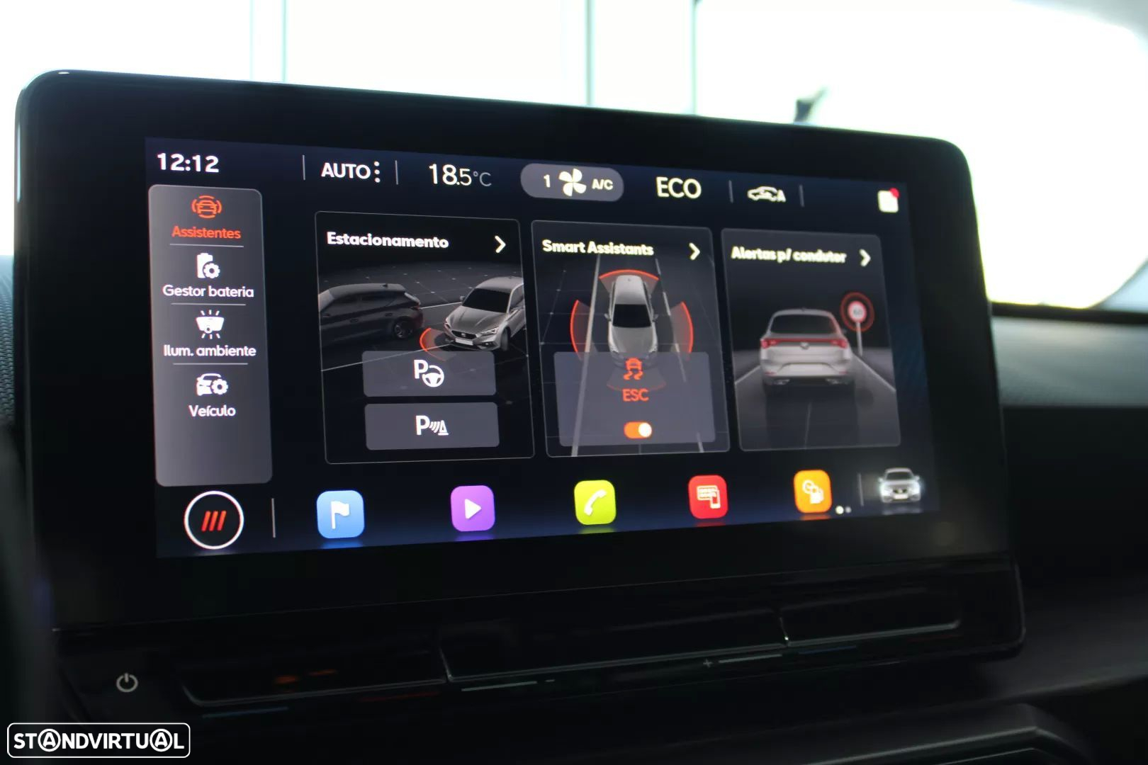 SEAT Leon 1.4 e-Hybrid Xcellence DSG - 26