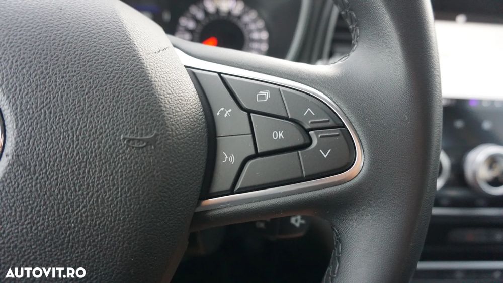 Renault Megane BLUE dCi EDC Limited - 24