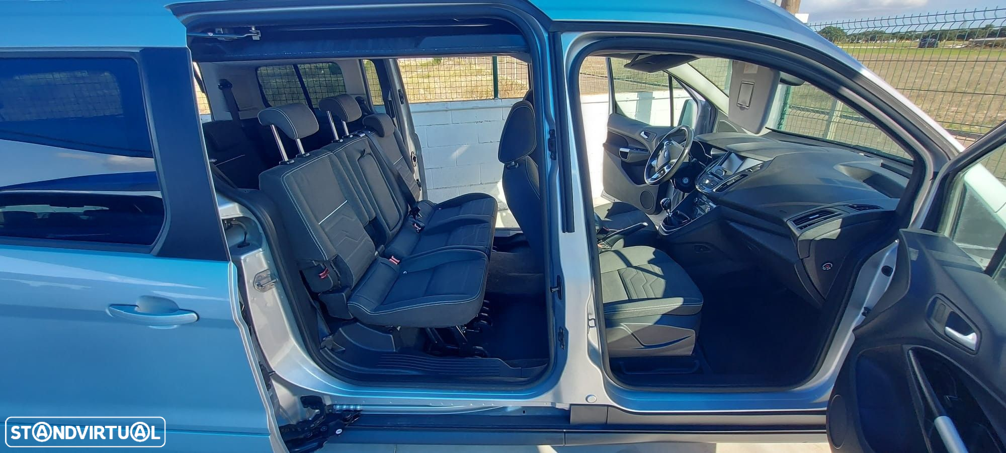 Ford Tourneo Connect Grand 1.5 TDCi S&S Trend - 18