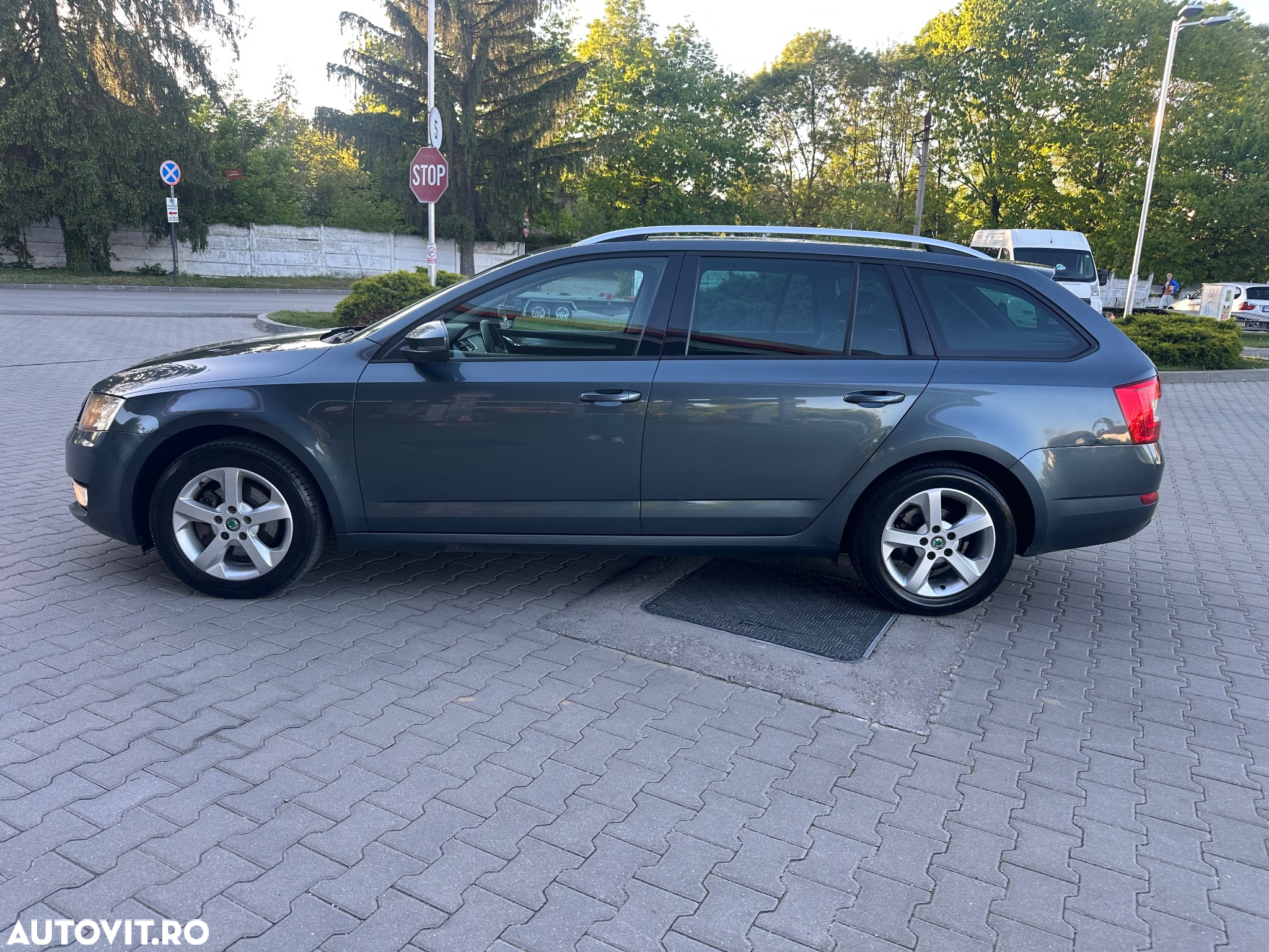 Skoda Octavia 2.0 TDI (Green tec) DSG Ambition - 5