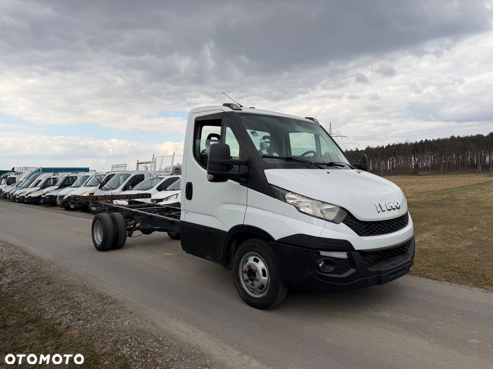 Iveco Daily 35c15 // Rozstaw osi 4,10 // SUPER STAN - 3